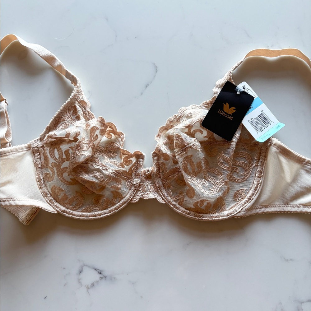 Wacoal 34C NWT! Lace Underwire Bra - Cream Tan White Ivory 85199 New with tags